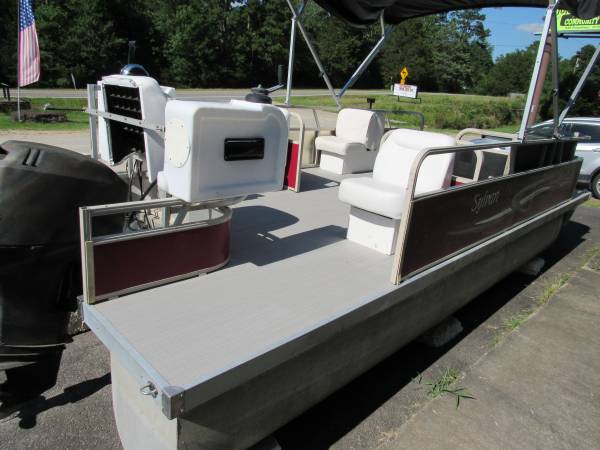 1989 Lowe, Import USA — Foto 2 z 5