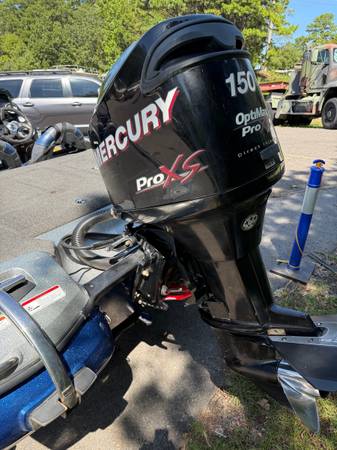 2011 Nitro, Import USA — Foto 5 z 5