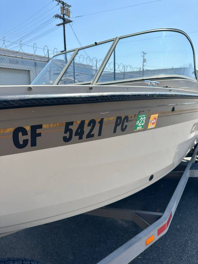 2002 Crestliner, Import USA — Foto 10 z 12