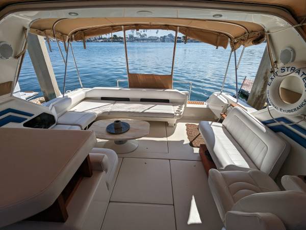 Sea Ray, Import USA — Foto 7 z 12