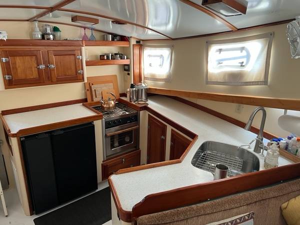 38’ trawler, Import USA — Foto 7 z 12