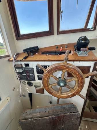 Tracker, Import USA — Foto 10 z 12