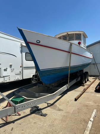 Tracker, Import USA — Foto 2 z 12