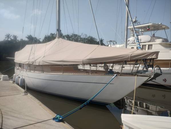 Hurricane, Import USA — Foto 7 z 12