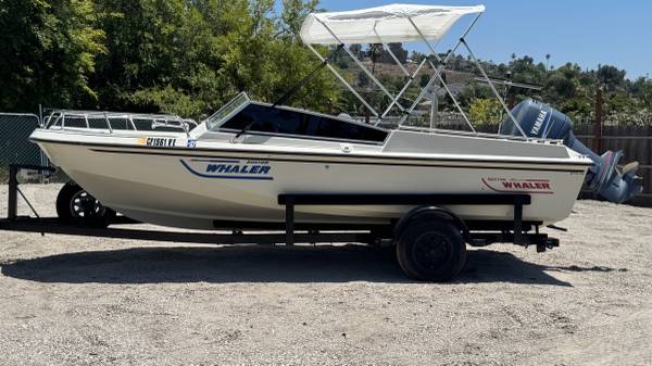 Boston Whaler, Import USA — Foto 11 z 12