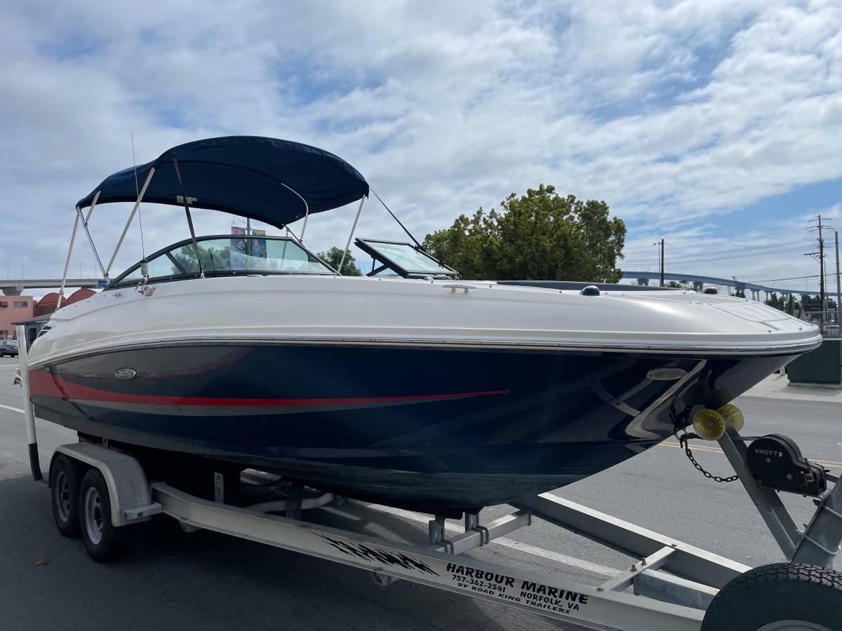 2016 Sea Ray, Import USA — Foto 4 z 12