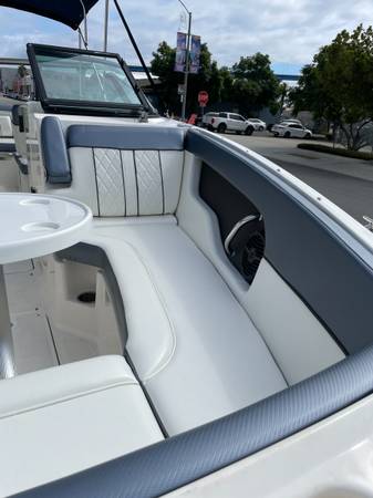 2016 Sea Ray, Import USA — Foto 7 z 12