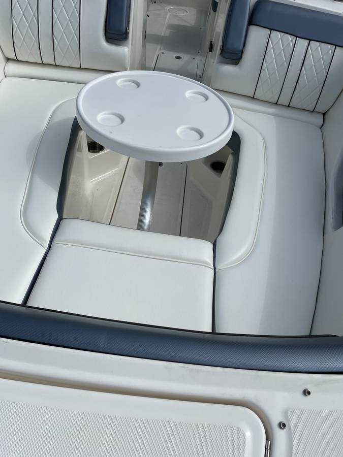 2016 Sea Ray, Import USA — Foto 8 z 12