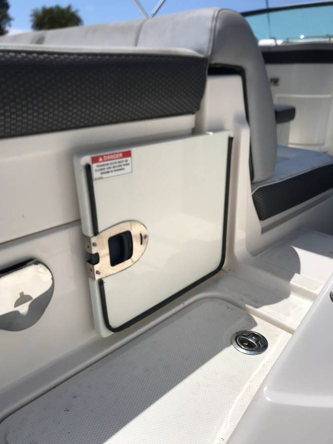 2016 Sea Ray, Import USA — Foto 10 z 12