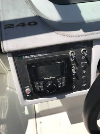 2016 Sea Ray, Import USA — Foto 12 z 12