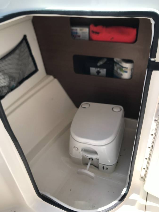 2016 Sea Ray, Import USA — Foto 5 z 12