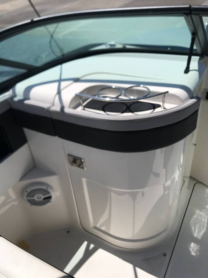 2016 Sea Ray, Import USA — Foto 6 z 12