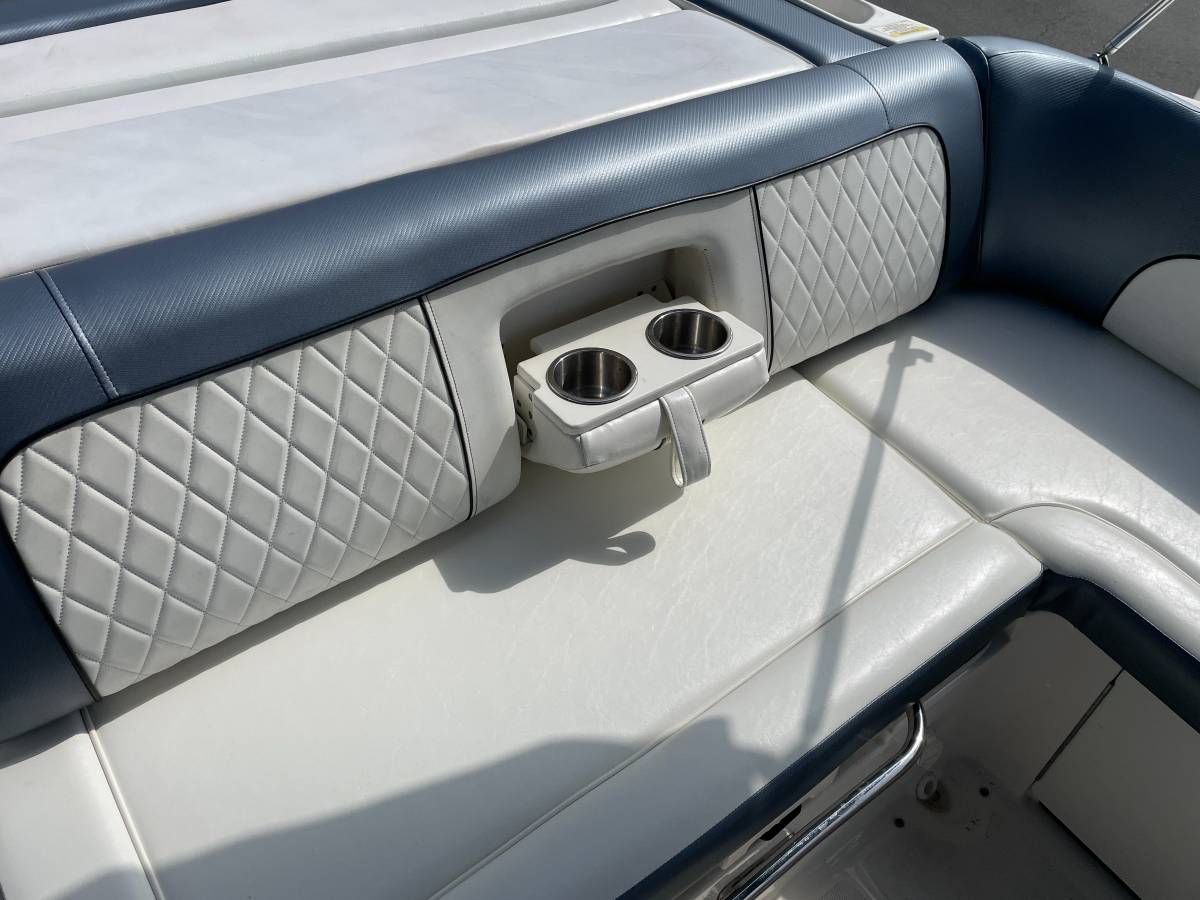 2016 Sea Ray, Import USA — Foto 8 z 12