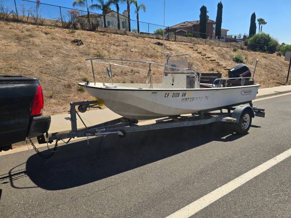 Boston Whaler, Import USA — Foto 2 z 12
