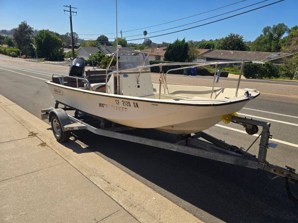 Boston Whaler, Import USA — Foto 3 z 12