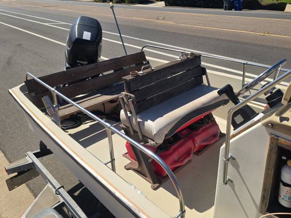 Boston Whaler, Import USA — Foto 7 z 12