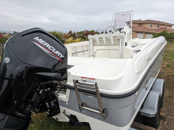 2021 Bayliner, Import USA — Foto 1