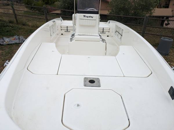 2021 Bayliner, Import USA — Foto 2 z 7