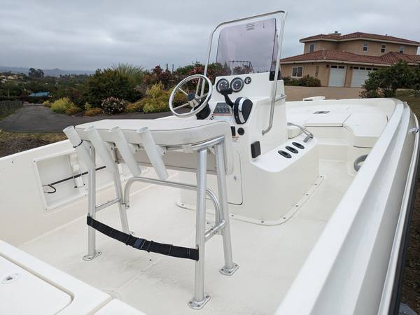 2021 Bayliner, Import USA — Foto 6 z 7