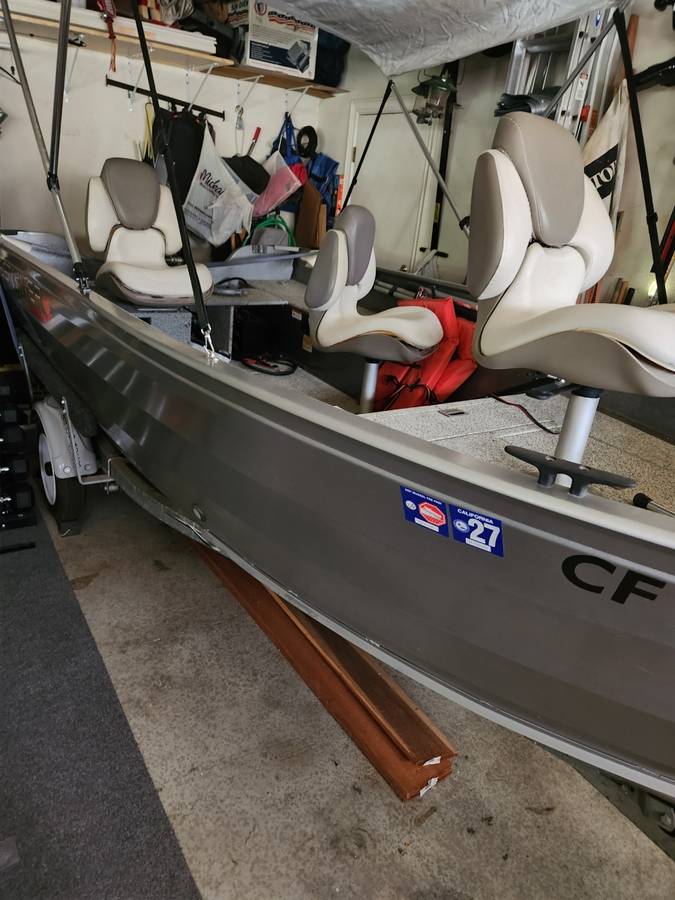 Crestliner, Import USA — Foto 11 z 12