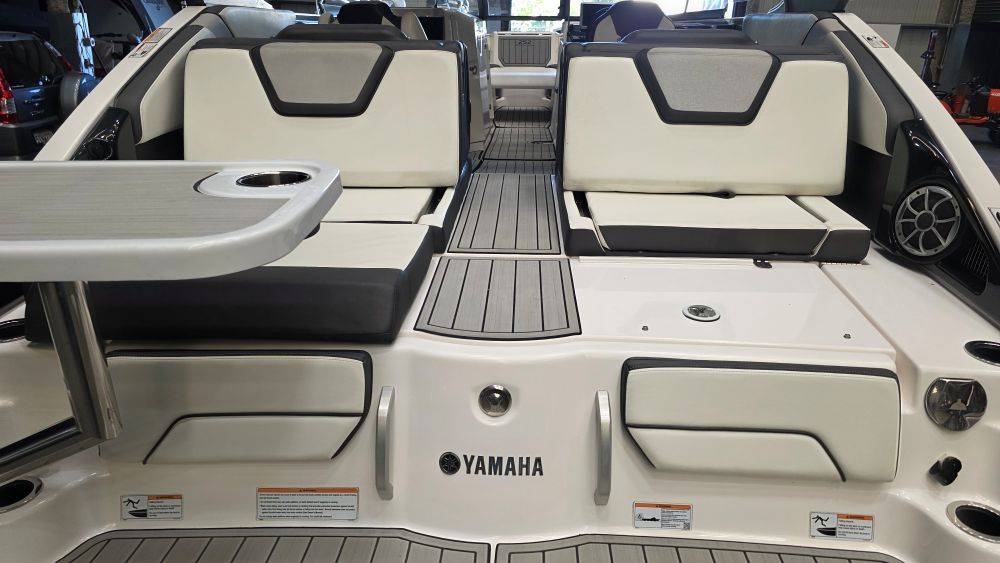 2022 Yamaha, Import USA — Foto 11 z 12