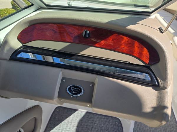 2024 Cobalt, Import USA — Foto 12 z 12