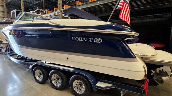 Cobalt, Import USA — Foto 4 z 12
