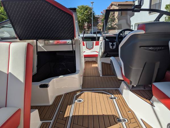 Nautique, Import USA — Foto 7 z 12
