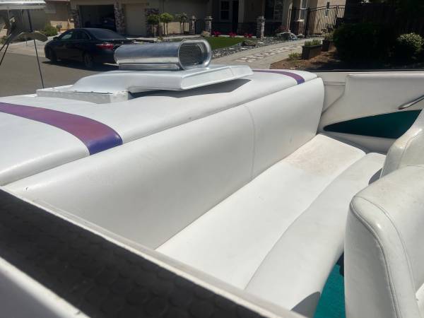 1996 Wellcraft, Import USA — Foto 4 z 9