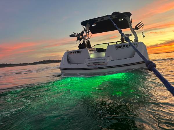 2016 Nautique, Import USA — Foto 12 z 12