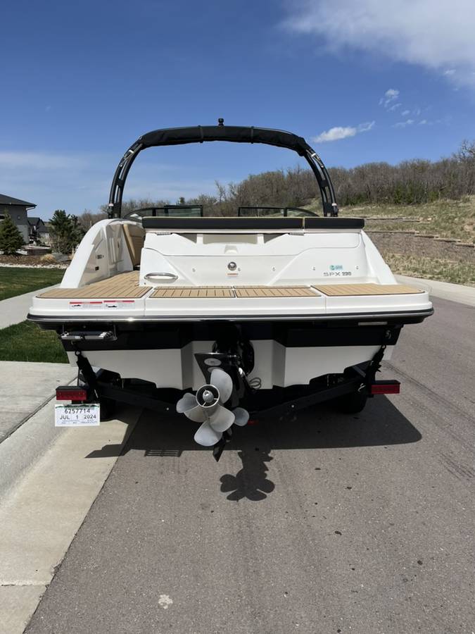2024 Sea Ray, Import USA — Foto 2 z 6
