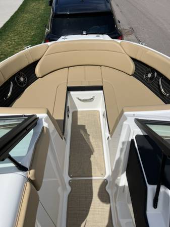 2024 Sea Ray, Import USA — Foto 5 z 6