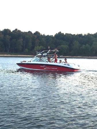 Nautique, Import USA — Foto 1