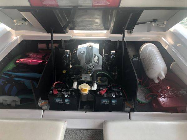 Nautique, Import USA — Foto 2 z 7