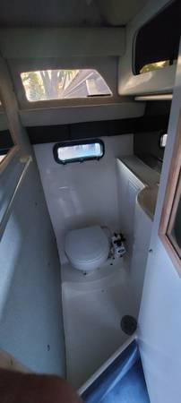 Bayliner, Import USA — Foto 3 z 12