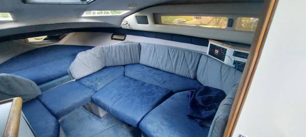 Bayliner, Import USA — Foto 7 z 12