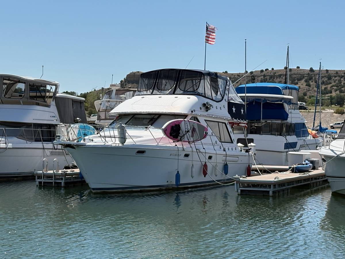 1997 Bayliner, Import USA — Foto 1