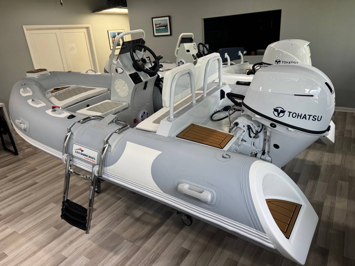 Boston Whaler, Import USA — Foto 1