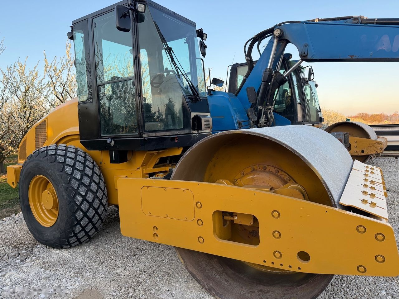 2012 Caterpillar CS56, 5.100 mth, Import Auf Lager in der EU — Foto 3 z 14