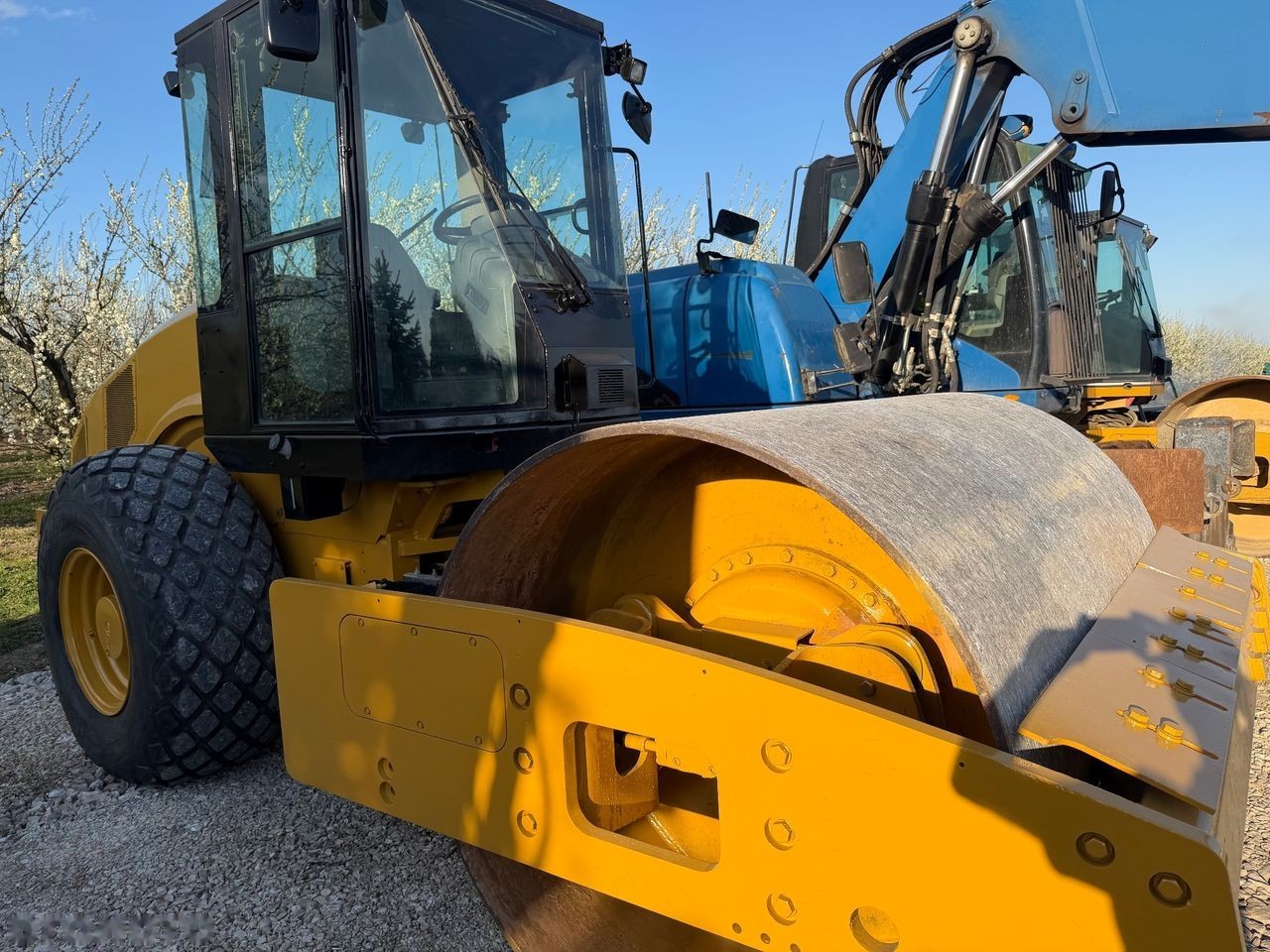 2012 Caterpillar CS56, 5.100 mth, Import Auf Lager in der EU — Foto 5 z 14