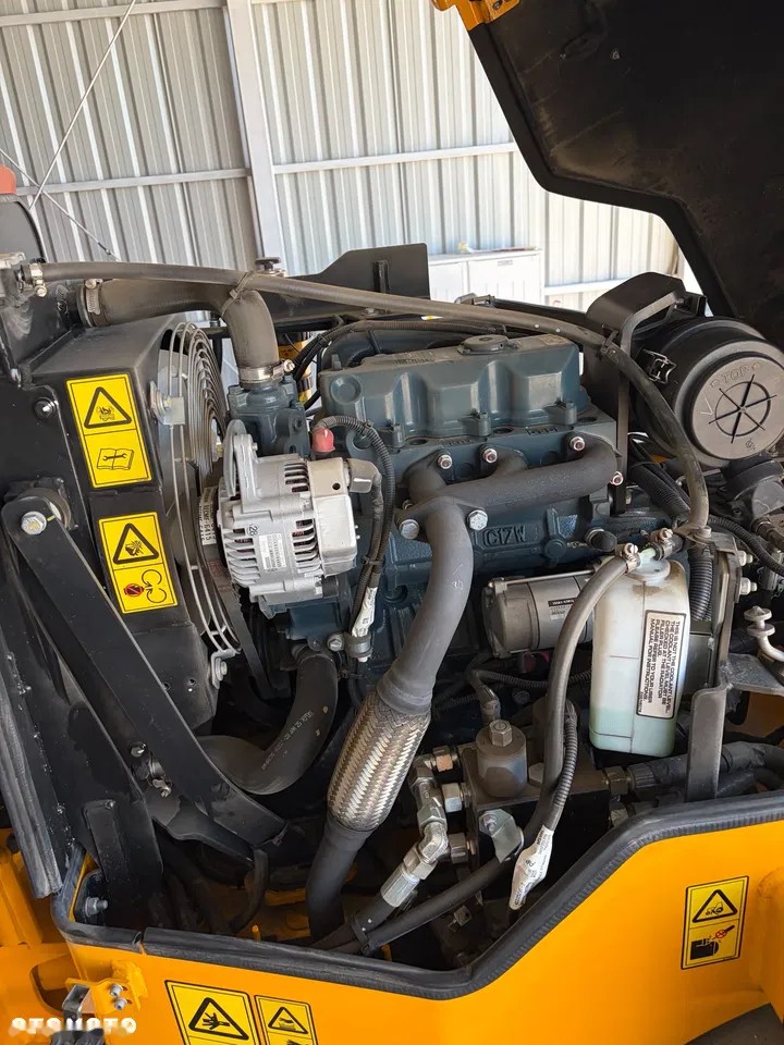 2025 JCB CT, 30 mth, Import Auf Lager in der EU — Foto 9 z 12