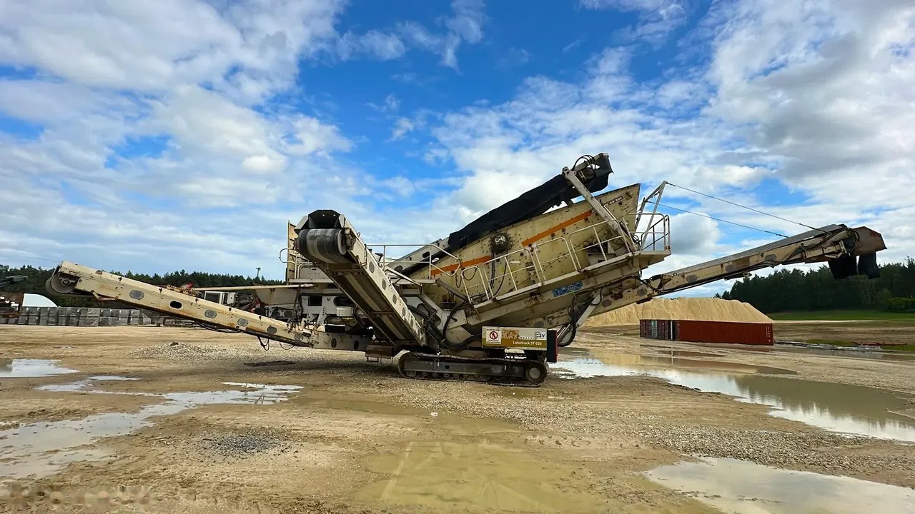 2007 Powerscreen METSO, 21.798 mth, Import Auf Lager in der EU — Foto 1 z 24 2007 Powerscreen METSO, 21.798 mth, Import Auf Lager in der EU — Foto 1 z 24