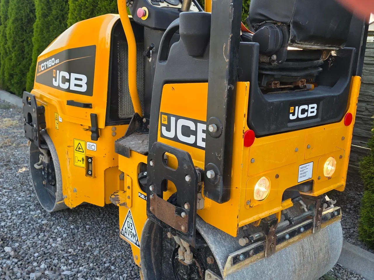 2019 JCB NETTO, 305 mth, Import Auf Lager in der EU — Foto 8 z 21