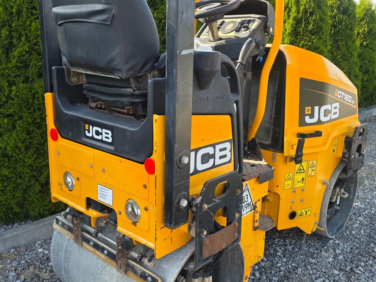 2019 JCB NETTO, 305 mth, Import Auf Lager in der EU — Foto 9 z 21