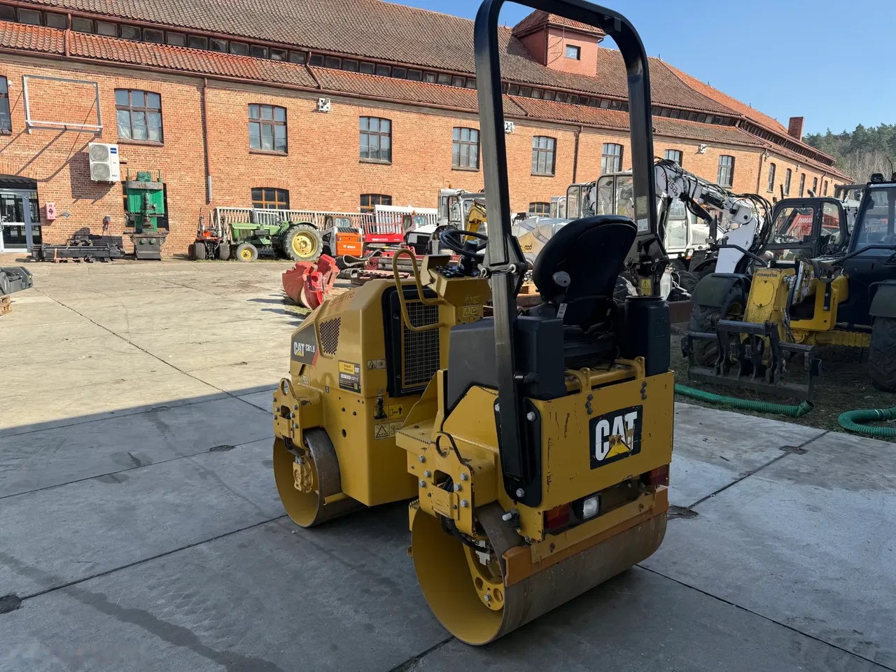 2019 Caterpillar CB1.8, 391 mth, Import Auf Lager in der EU — Foto 3 z 21