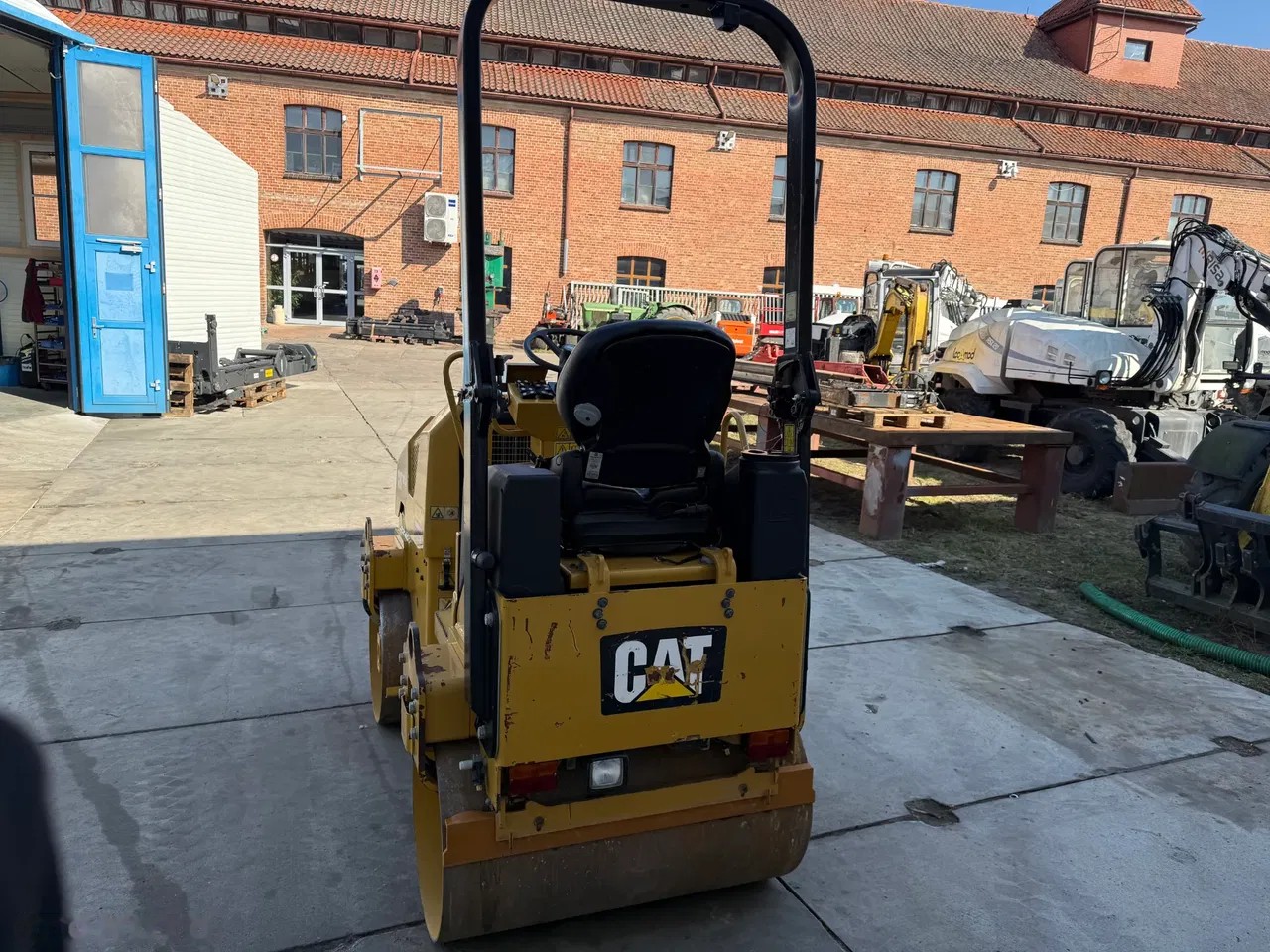 2019 Caterpillar CB1.8, 391 mth, Import Auf Lager in der EU — Foto 4 z 21