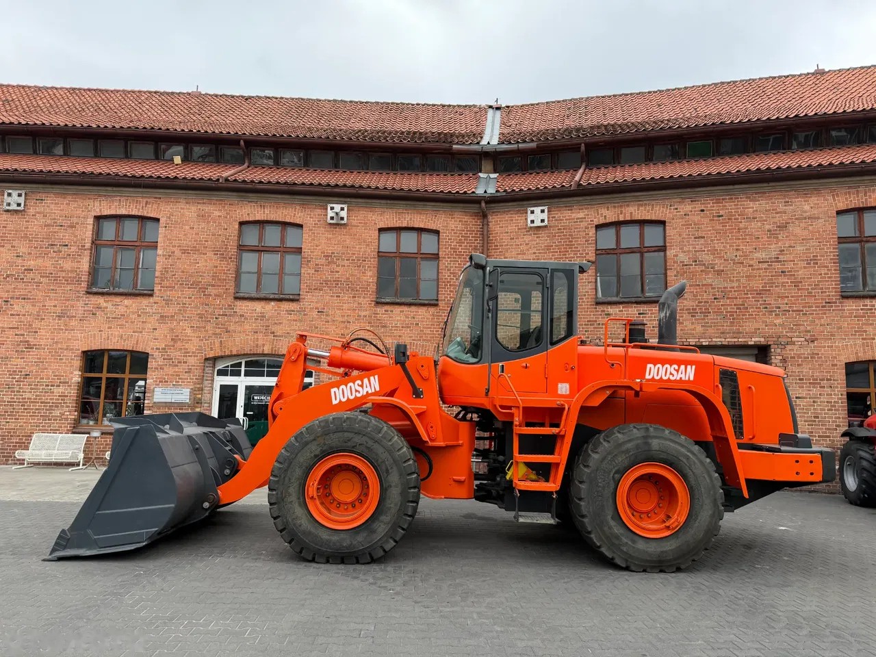 2007 Doosan DL300, Import Auf Lager in der EU — Foto 2 z 24