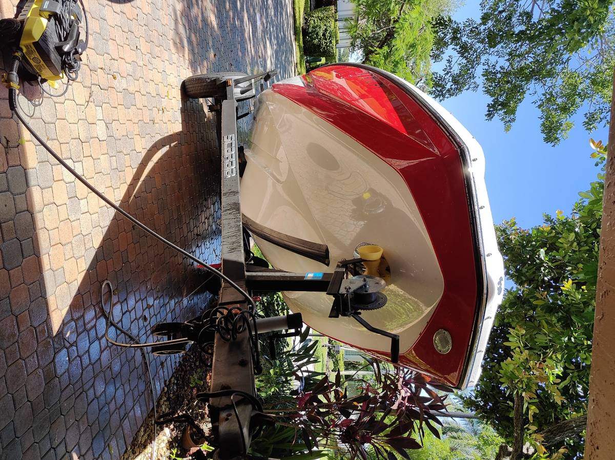 2015 Sea-Doo, Import USA — Foto 7 z 10