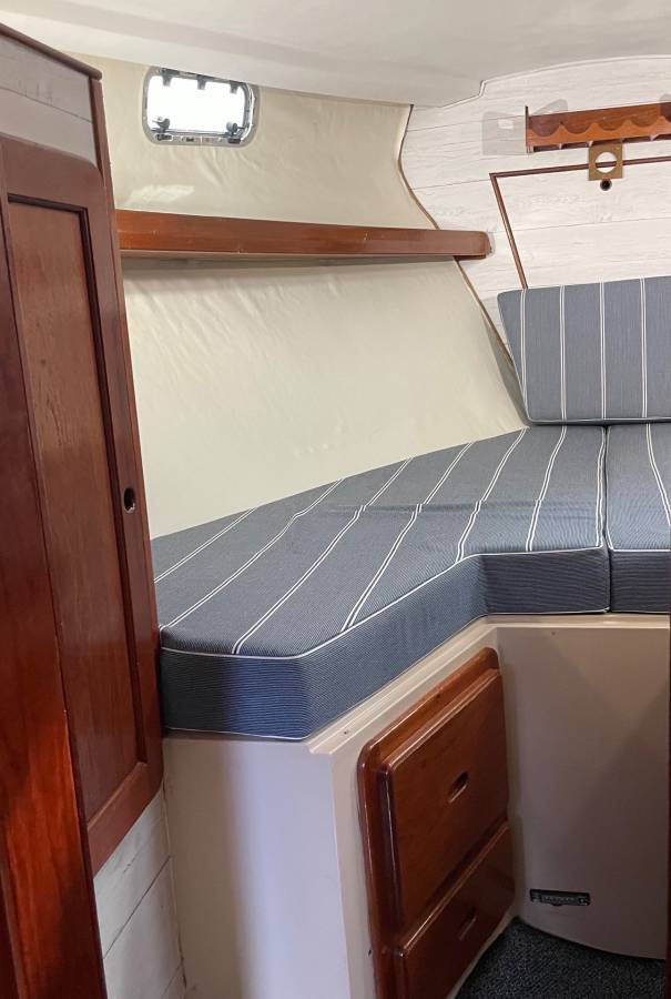 1987 Catalina, Import USA — Foto 7 z 12