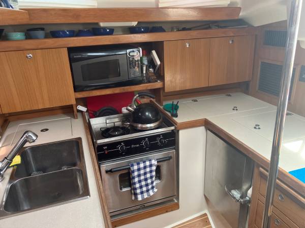 2008 Catalina, Import USA — Foto 5 z 12